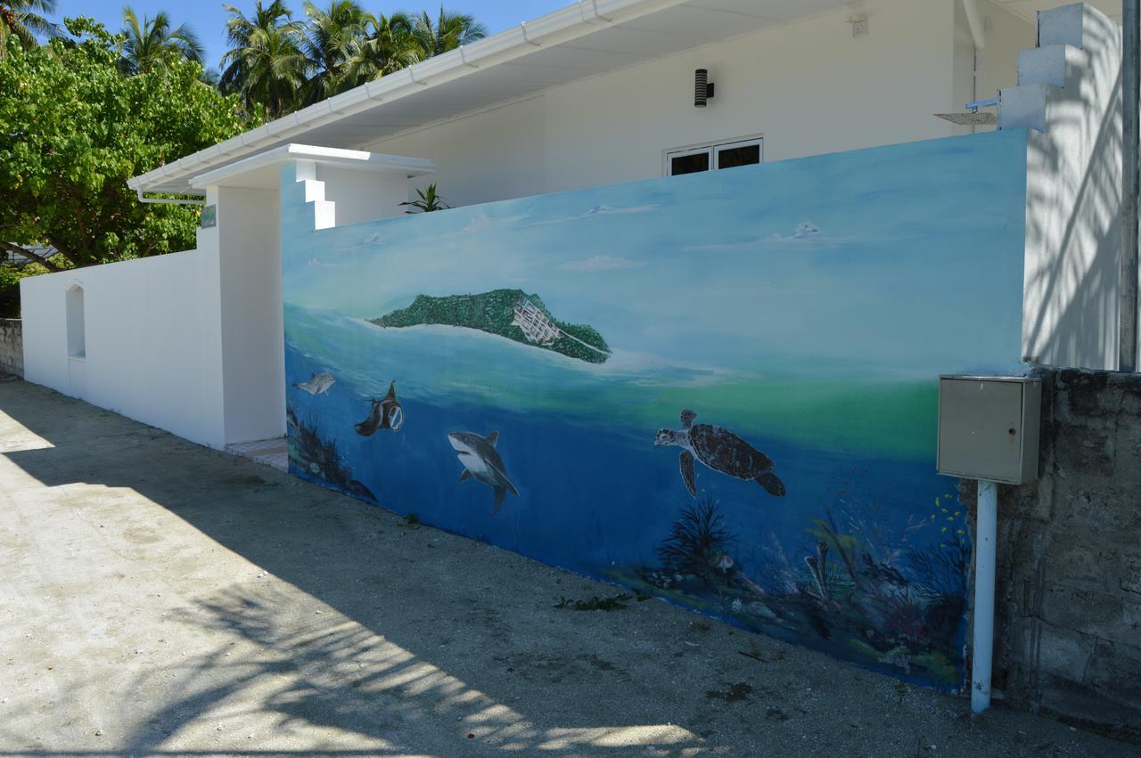 Fulhadhoo Inn Exteriör bild